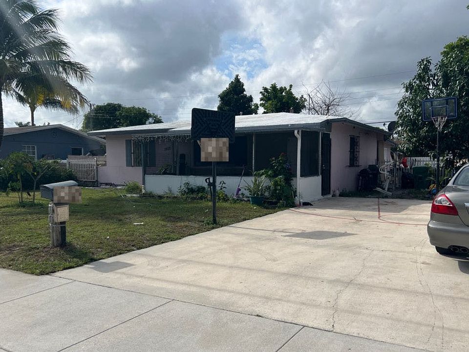 1st image of 19220 NW 7th Ave