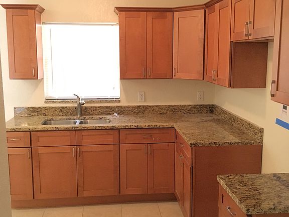 5th image of 306 Penrose Ct
