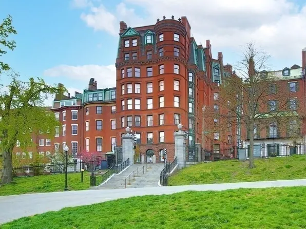 34-34.5 Beacon St #Ph, Boston, MA 02108