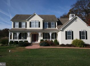 150 Thatcher Rd, Frenchtown, NJ 08825