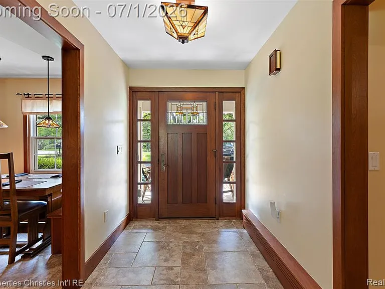 1760 Cedar Hill Dr — Photo 4