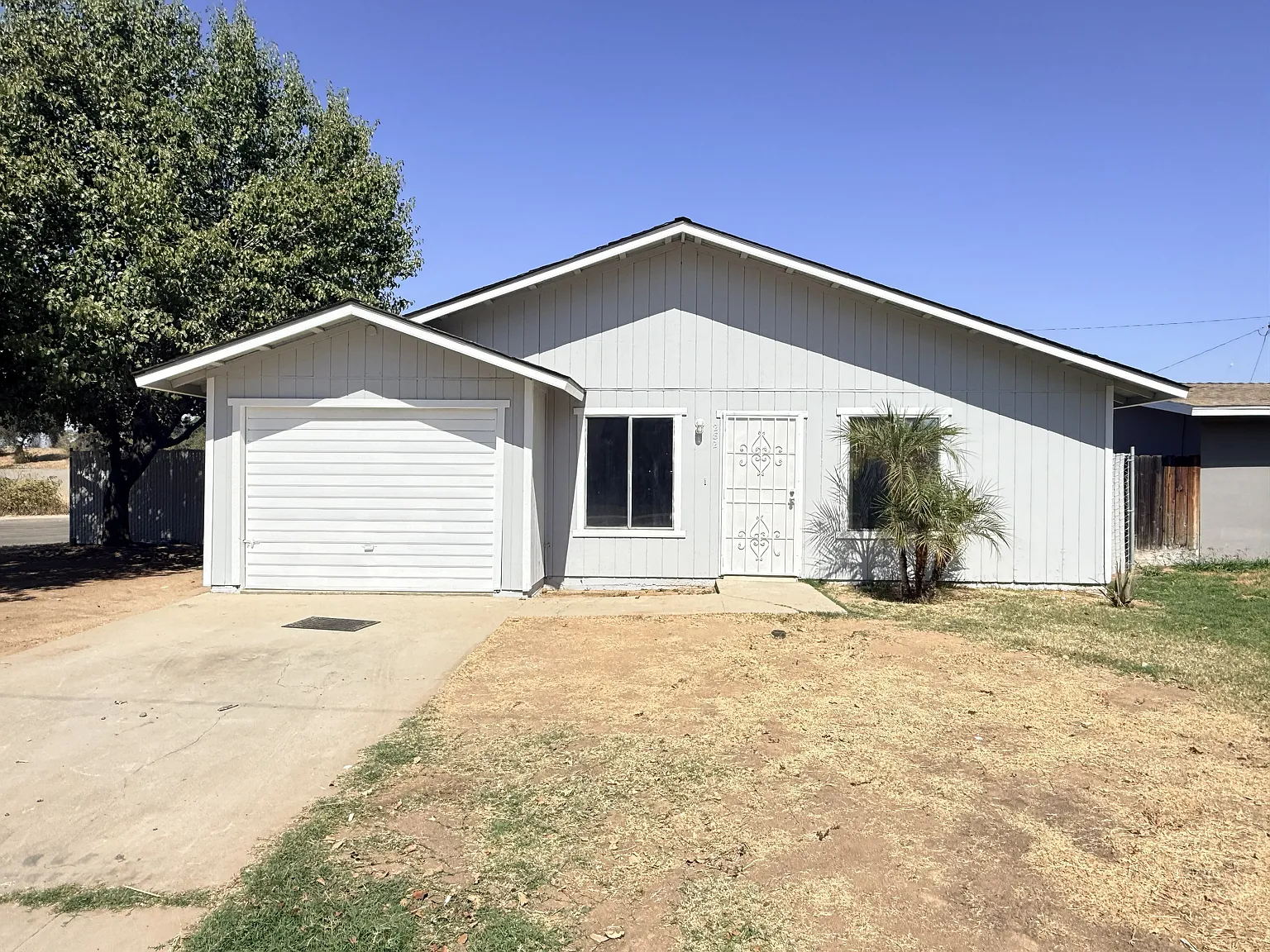 5 bed, 1392 sqft, $2,500 — Photo 1