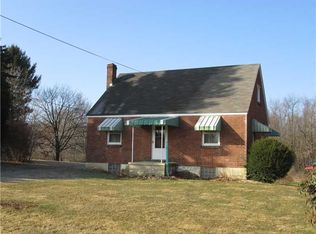 200 Saxonburg Rd, Butler, PA 16002