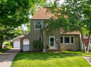 1425 E Lasalle Ave, South Bend, IN 46617