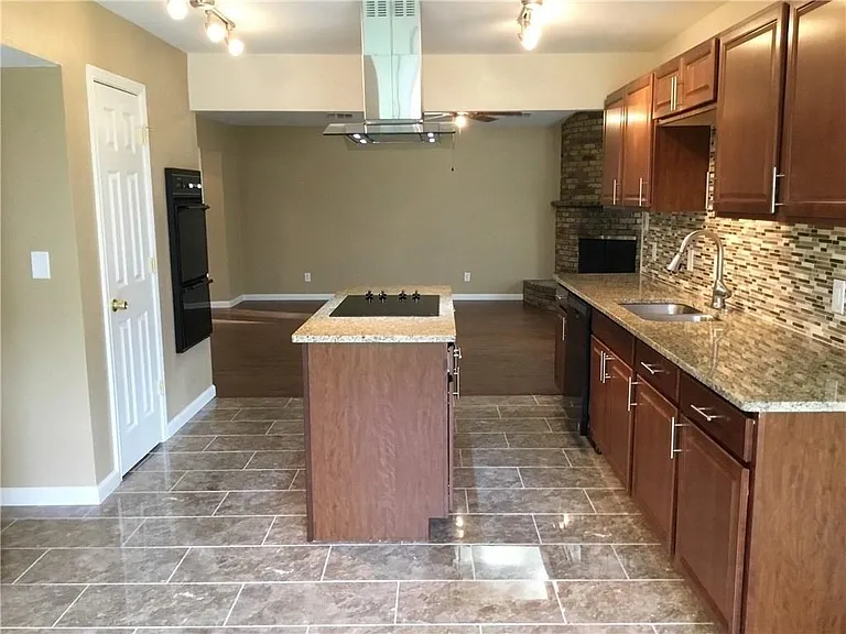 5813 Bobbie Ln — Photo 14