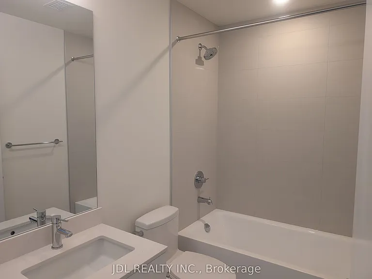 89 Church St #3809 — Photo 3