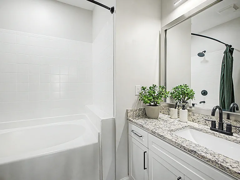 The Reserve at Meadowmont Apartments and Townhomes — Photo 35