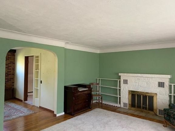 4th image of 930 Glendale Dr