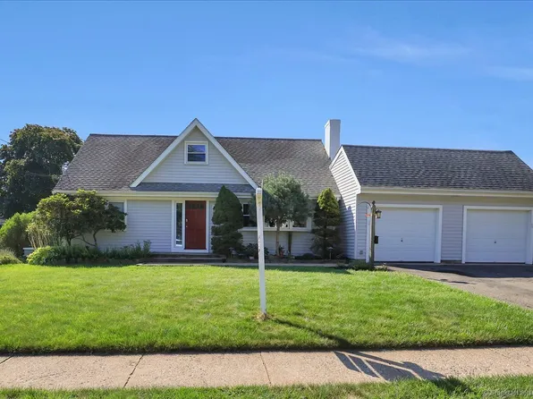 84 Scott Drive, Manchester, CT 06042
