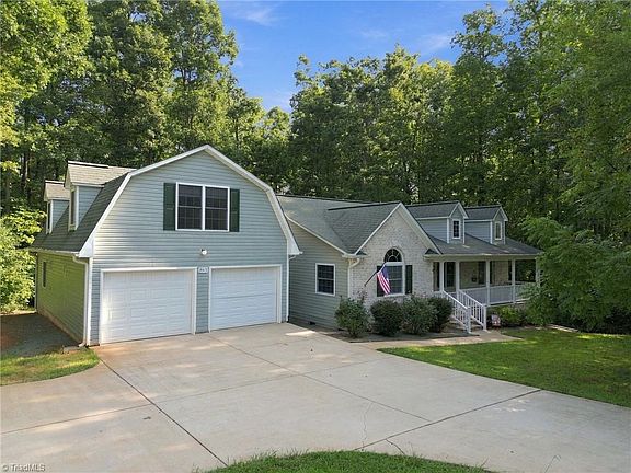 2nd image of 3315 Windfield Ridge Dr