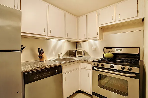 Sold by Corcoran | media 7