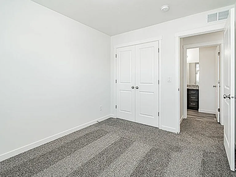 47-Bed3