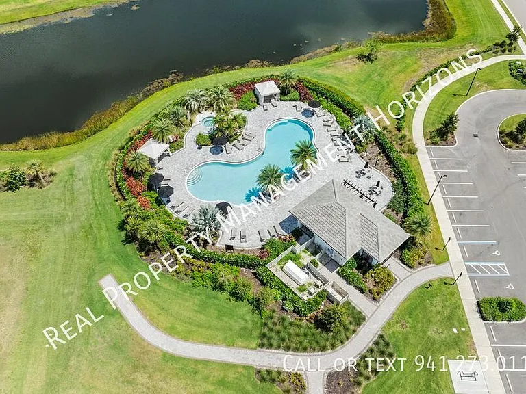 4430 Pond Brook Ct — Photo 71