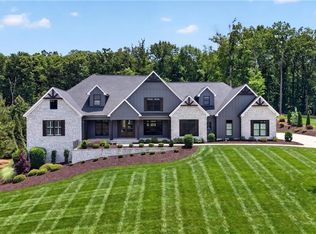 241 Yardarm Ct, Stokesdale, NC 27357