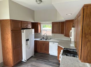 411 Sells Ln, Greensburg, PA