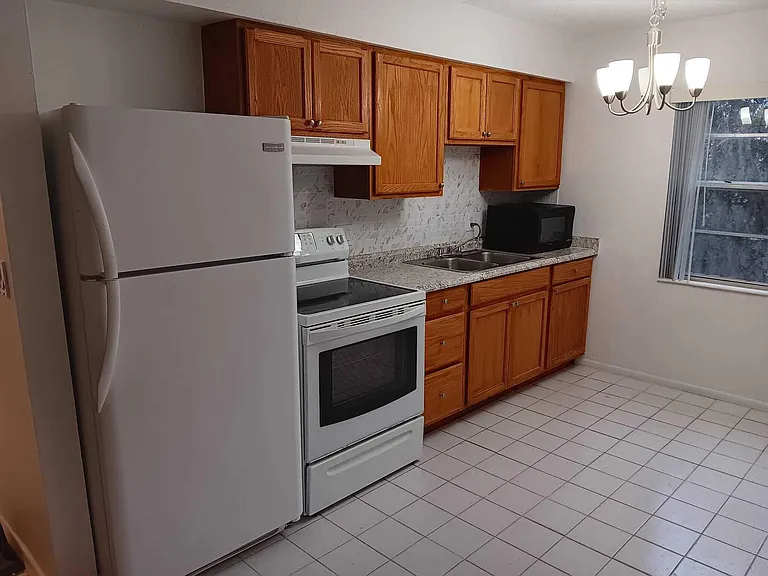 714 Michigan Ct #4 — Photo 12