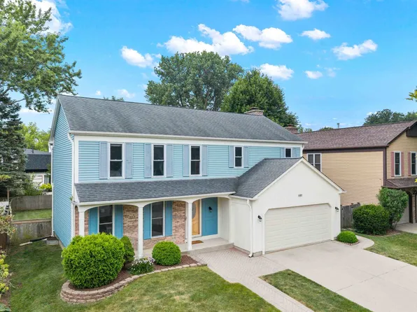 661 Thompson Blvd, Buffalo Grove, IL 60089