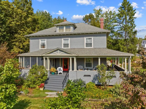 39 High Street, Goffstown, NH 03045