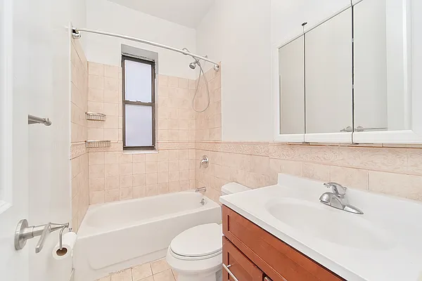 Rented by Living New York | media 23