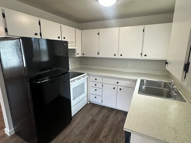 3490 Chambers St #3490 — Photo 4