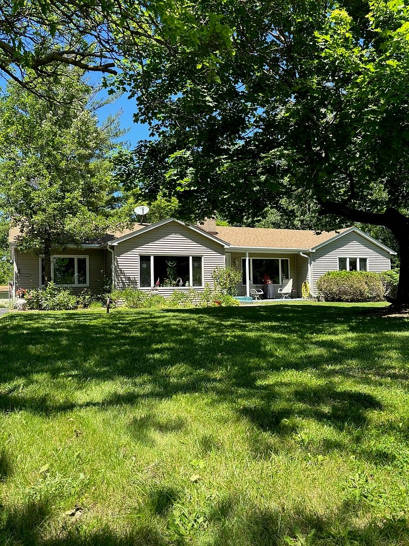 5600 Gages Lake Rd, Libertyville, IL 60048 Zillow