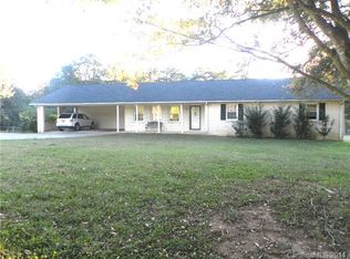 1692 Starmount Cir, Lancaster, SC 29720