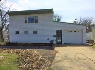 1701 W Clark St, Champaign, IL 61821