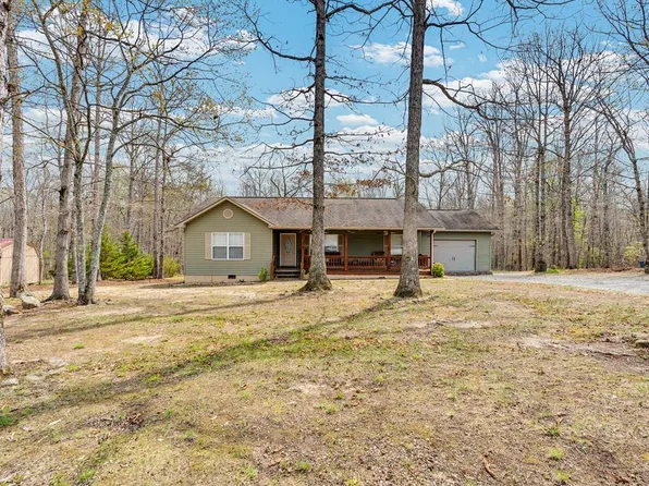 1414 Pilgrim Dr, Grimsley, TN 38565