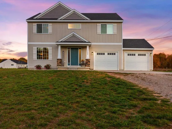 17600 Peach Ridge Ave, Kent City, MI 49330