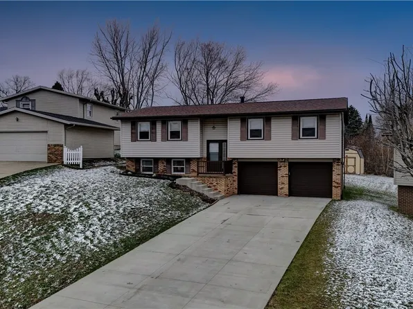 2850 Farmington Cir SW, Canton, OH 44706