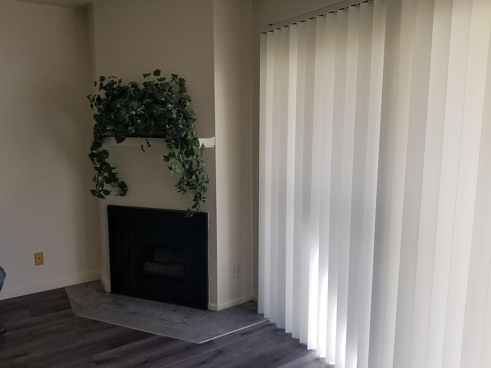 1st image of 3775 Beethoven St #10