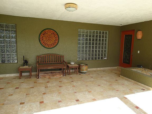 Large front porch- it's gonna be a theme