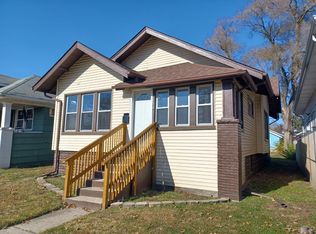 1043 Lyons St, Hammond, IN 46320