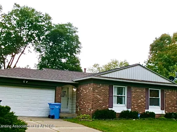 3717 Seaway Dr, Lansing, MI 48911