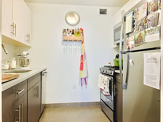 Rented by Matthew Gros-Werter, LREB 