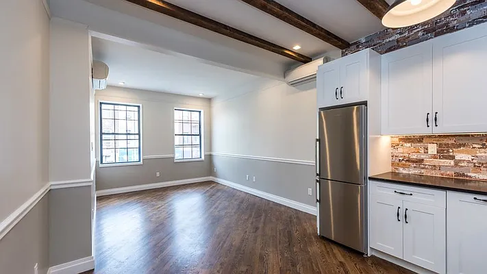 Rented by Nooklyn NYC LLC | media 36