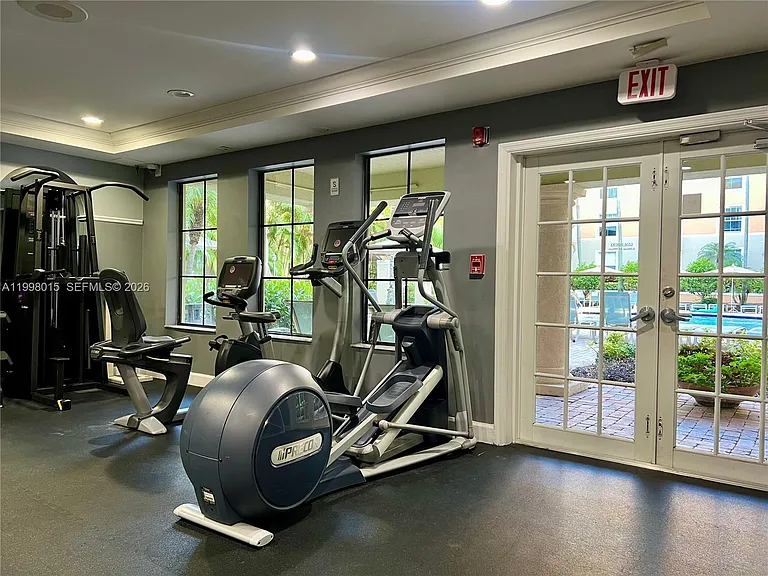651 Okeechobee Blvd #811 — Photo 36