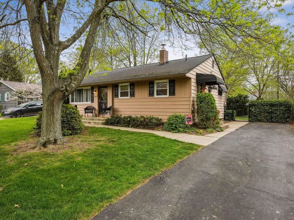 361 E Stafford Ave, Worthington, OH 43085