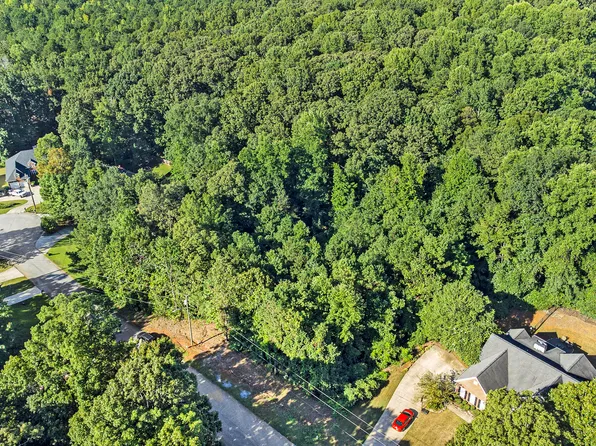 227 Emily Cir, Villa Rica, GA 30180