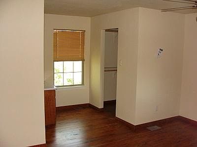 5th image of 134 Meadow Park Cir