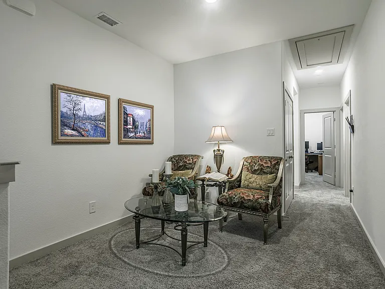 669 Vista Oaks Rd — Photo 5