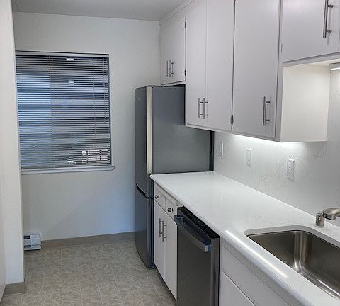 2nd image of 1075 S Eliseo Dr APT 8