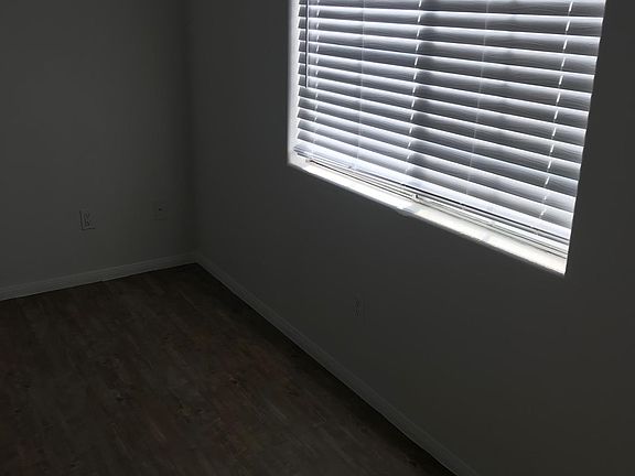4th image of 13617 Kornblum Ave APT 3