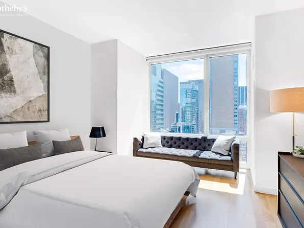 247 West 46th Street image 5 of 14