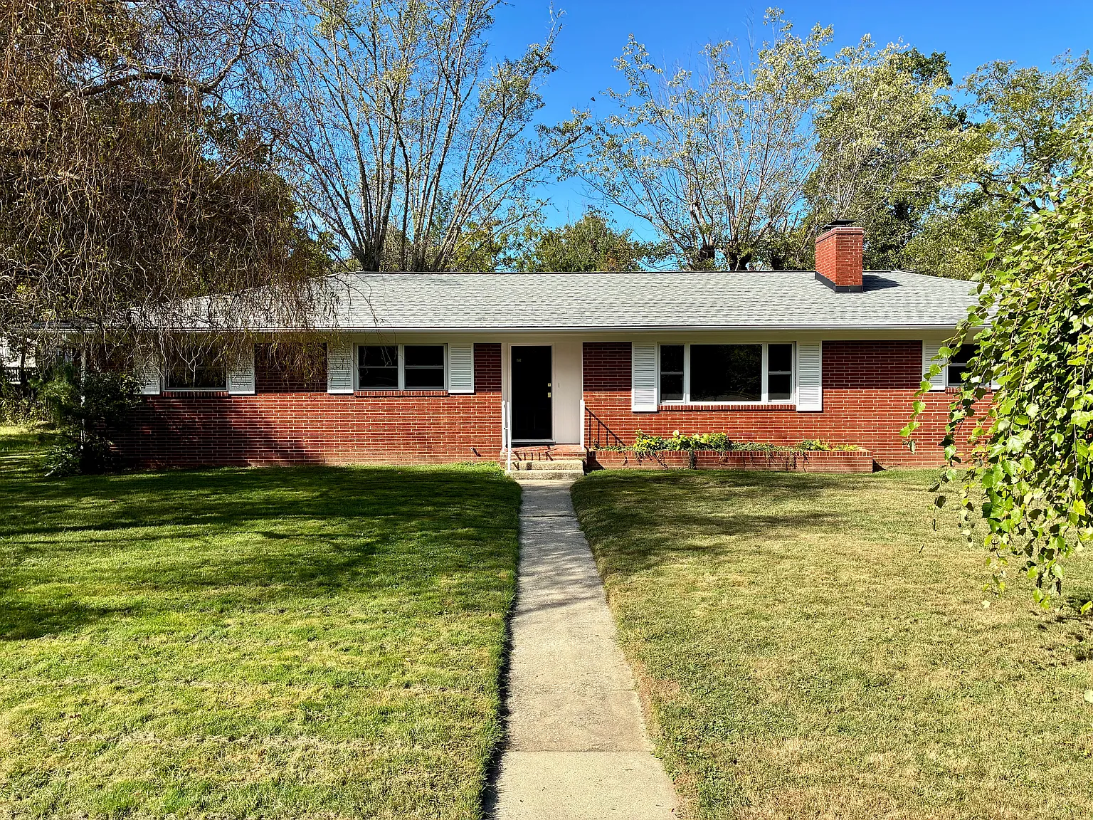 3 bed, 1500 sqft, $2,600 — Photo 1