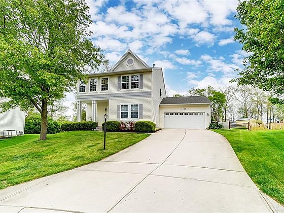 3rd image of 4227 Crow Ct