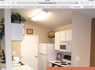 1377 Branchwood Cir APT 101, Naperville, IL 60563