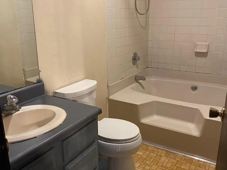 252 Harris St #B12 — Photo 6