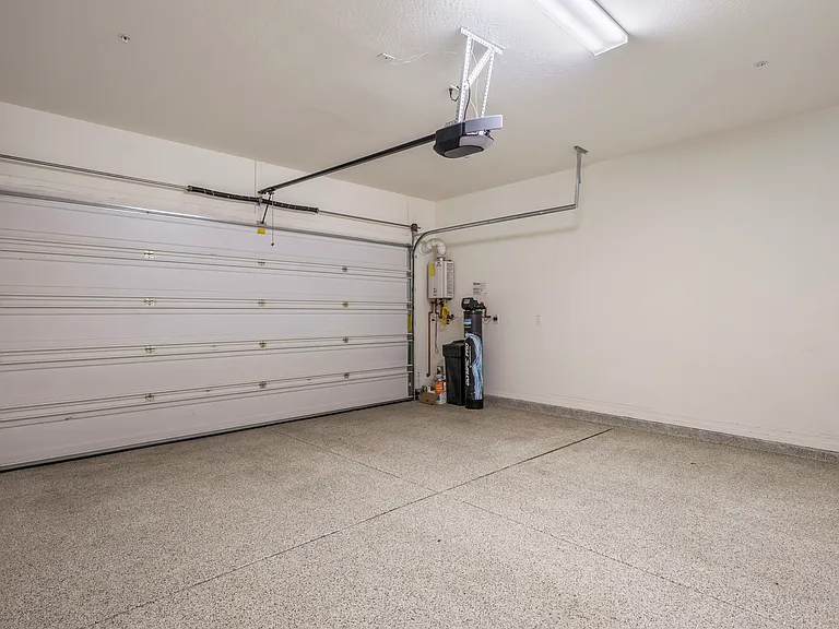 10437 E Monterra Way — Photo 11