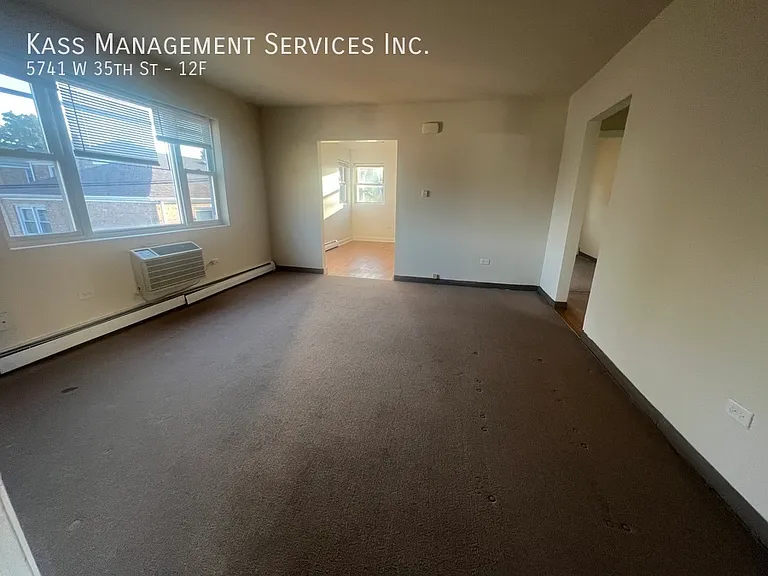 5741 W 35th St #12F — Photo 2